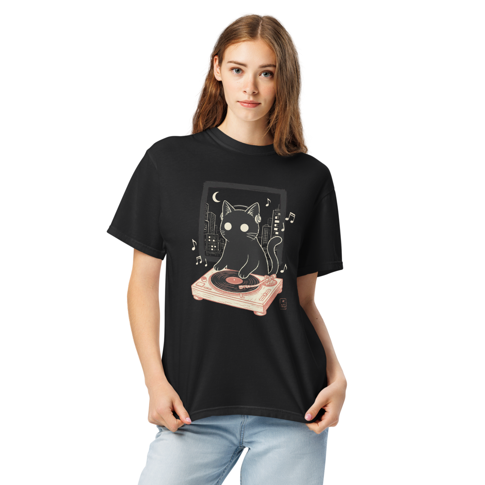 Neon Riot Cat DJ Tee – Yui Style